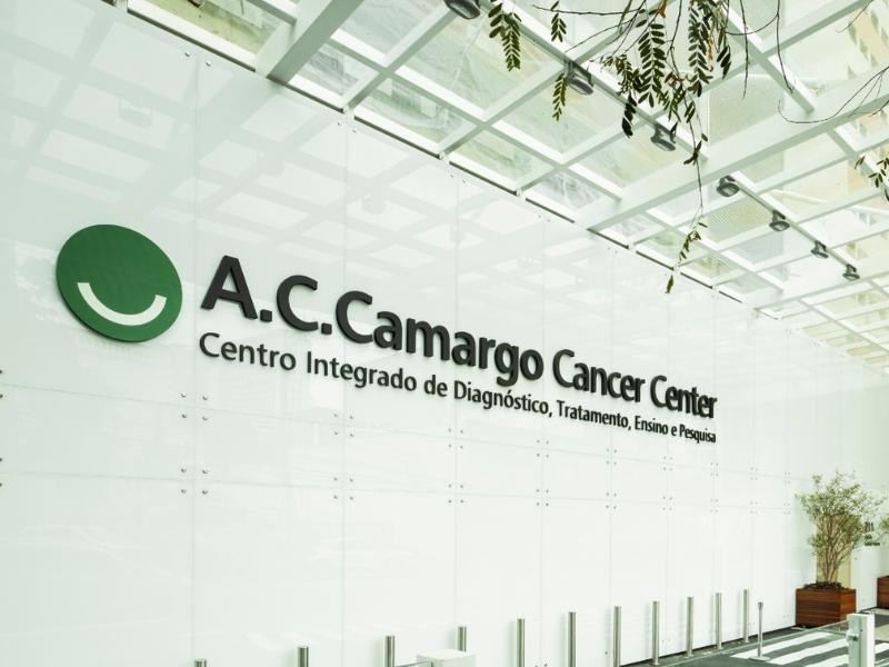 Unimed descredencia A.C. Camargo: Conheça seus direitos.