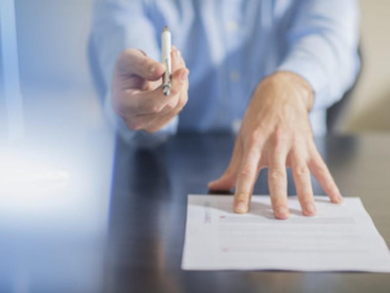 Sócios podem responder criminalmente por atos da empresa?